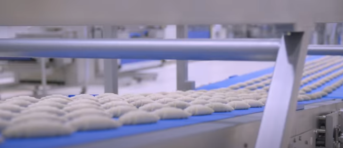 Voorzichtig herstel voor foodsector, horeca blijft achter