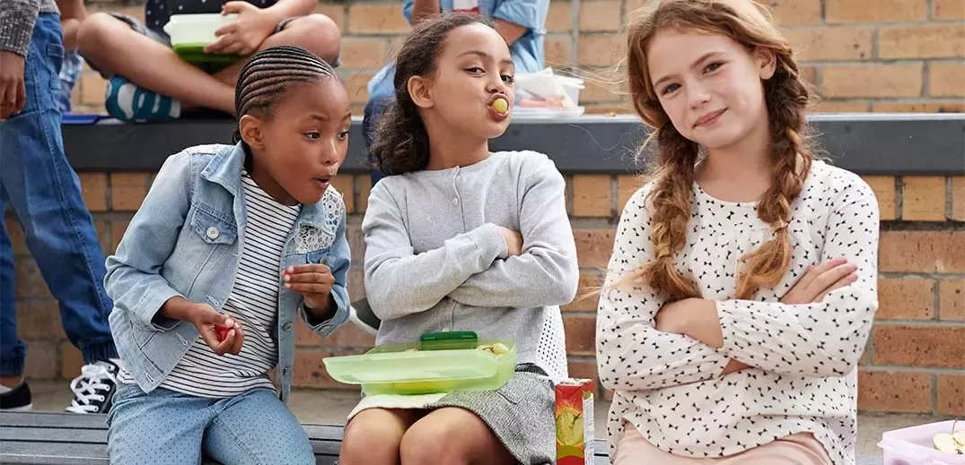 Oproep tot beperkingen op kindermarketing voor ongezonde voeding