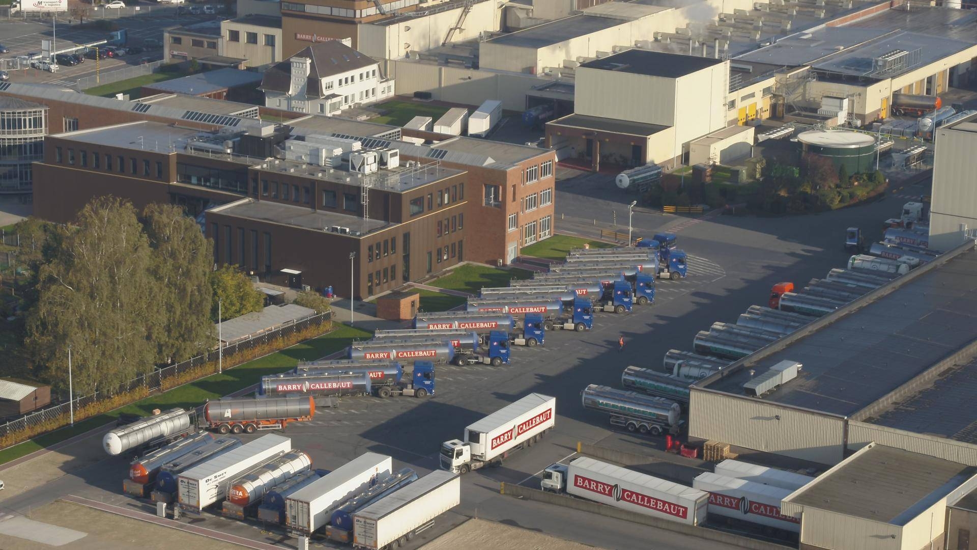 Barry Callebaut investeert fors in Belgische fabrieken Wieze en Halle