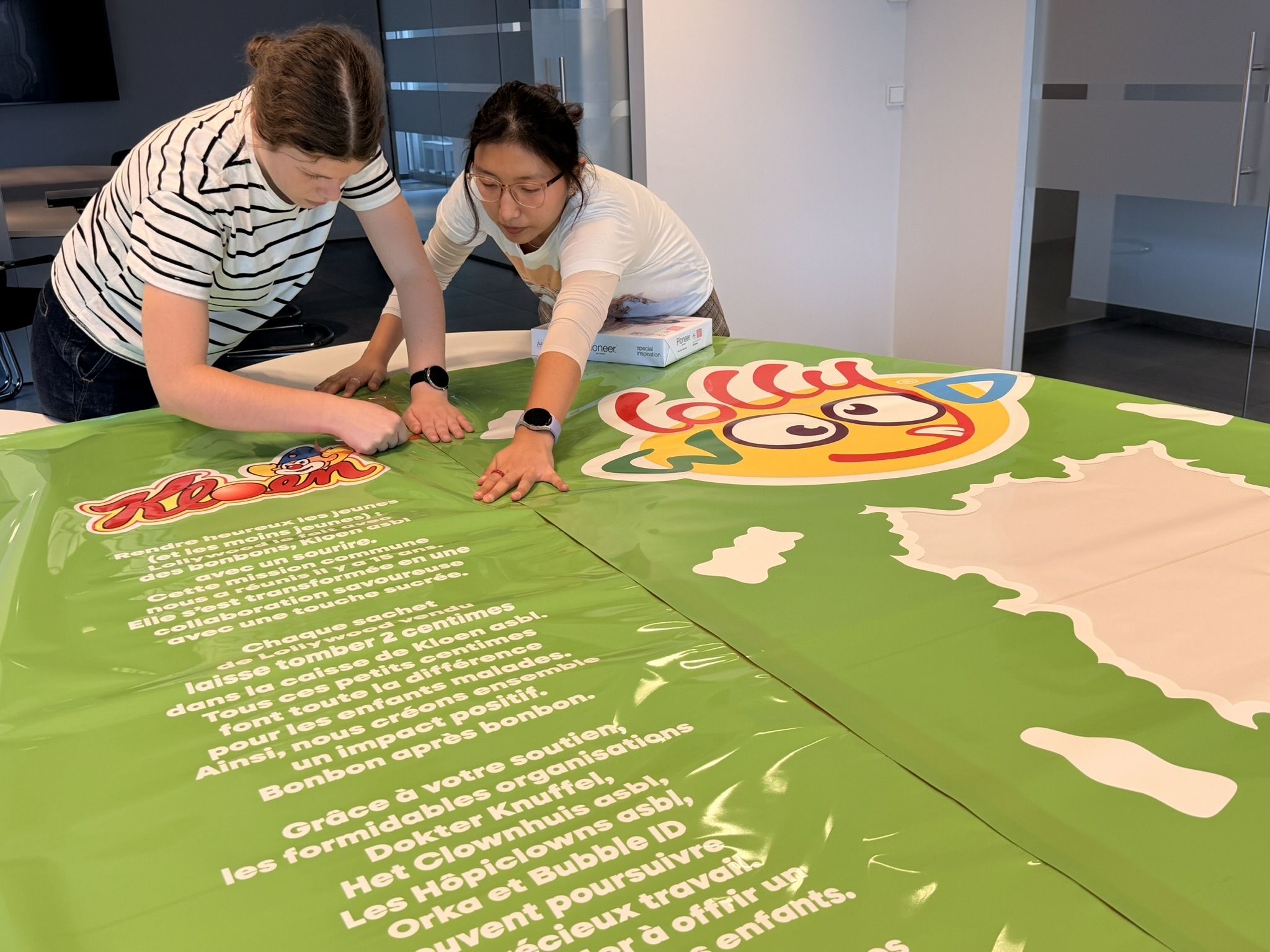 Ameel Candy World zet grootste snoepzak ter wereld in voor goed doel